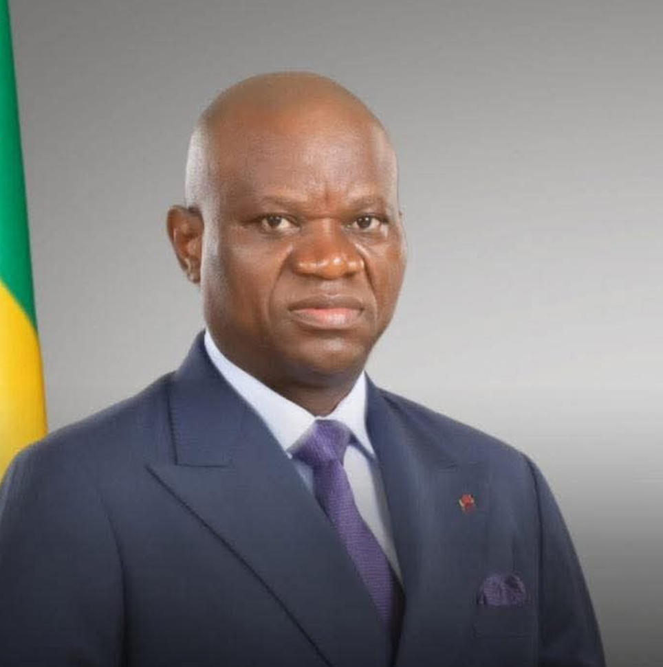Gabon : l&rsquo;interdiction des pseudonymes sur les réseaux sociaux fait débat