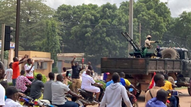 Répression des défenseur·es au Sahel : comment les espaces de liberté disparaissent