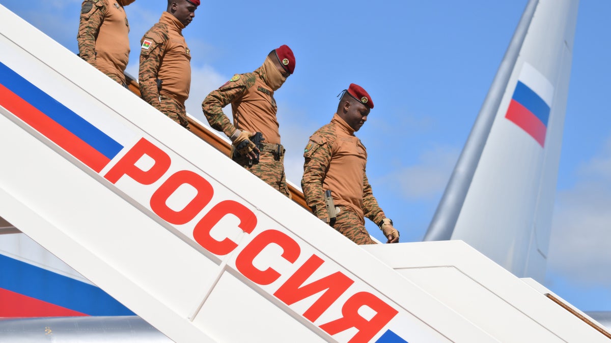 Répression militaire en Afrique de l&rsquo;Ouest : un recul démocratique inquiétant