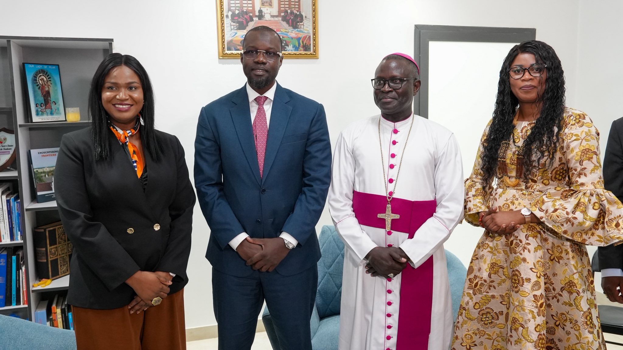 Rencontre historique entre sonko et l&rsquo;archevêque de Dakar avant popenguine