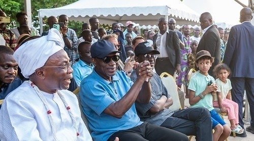 Patrice talon honoré par la communauté vodun du Bénin