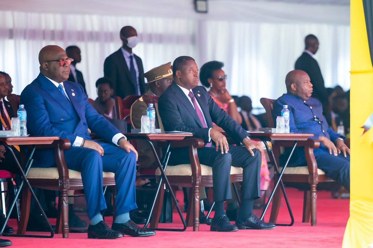 Faure Gnassingbé célèbre l&rsquo;investiture de Yoweri Museveni à Kampala
