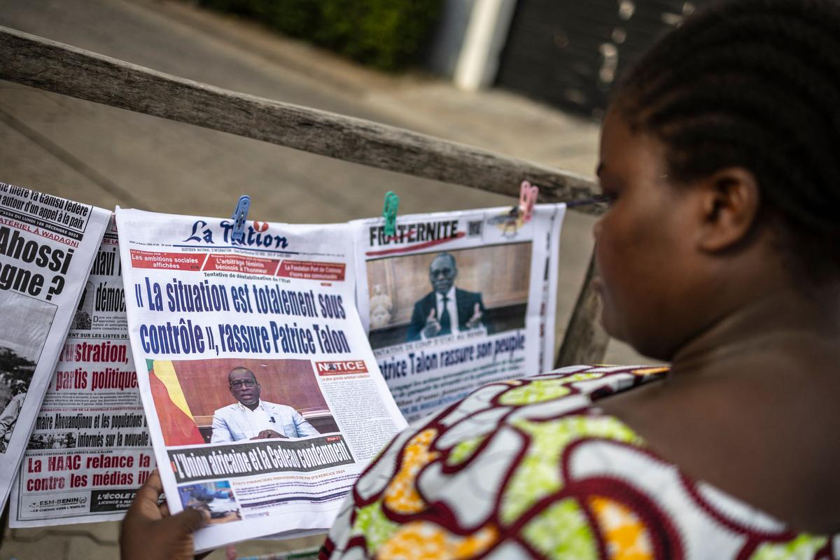 Échec du coup d&rsquo;État au Bénin : traque des fuyards et libération des otages