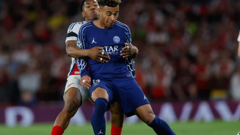 Arsenal et psg s&rsquo;affrontent en finale de la ligue des champions : analyse des forces en présence