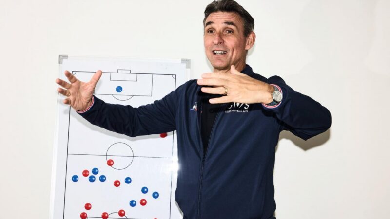 «  J&rsquo;ai gagné à Wembley mais, en plus, je suis le premier à l&rsquo;avoir fait »  : Guillaume Warmuz revient sur la victoire de Lens contre Arsenal en Ligue des champions 1999
