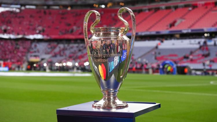 Finale Ligue des champions 2026 : pourquoi le PSG affronte Arsenal à 18h ?