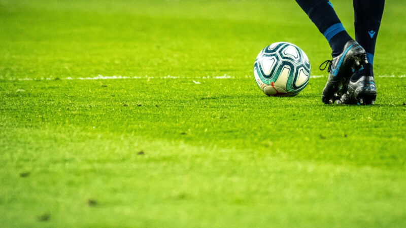 Arbitre congolais jean-jacques ndala dirigé la finale aller de la ligue des champions caf