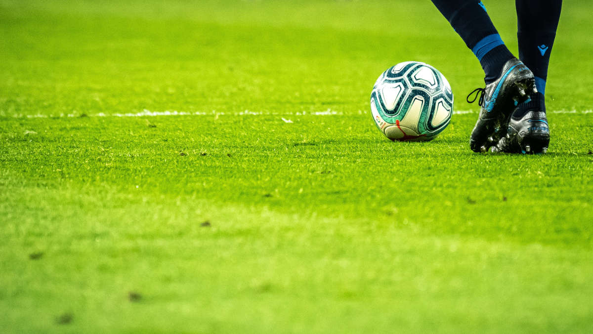 Arbitre congolais jean-jacques ndala dirigé la finale aller de la ligue des champions caf