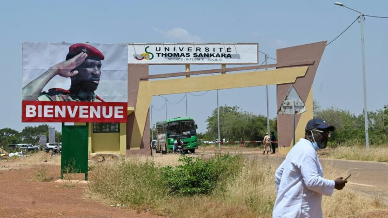 Junte au Burkina suspend l&rsquo;union estudiantine et interpelle son dirigeant