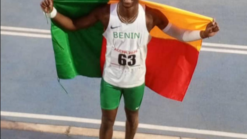 Athlétisme béninois : Yohan Awhansou décroche le bronze au triple saut à Accra 2026