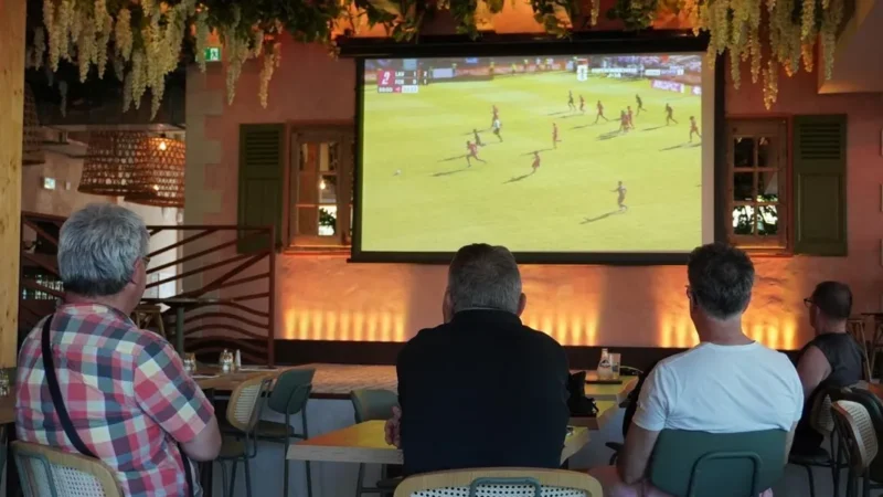Finale ligue des champions : les bars de laval pourront diffuser le match en terrasse