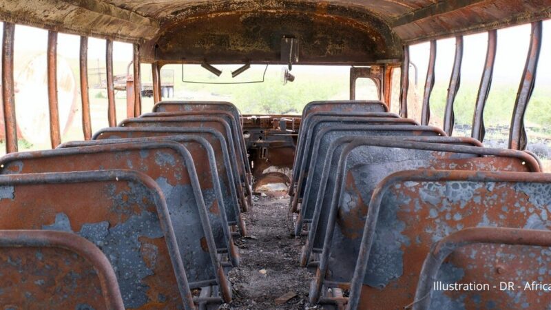 Blocus jihadiste à Bamako : bus incendiés et pression sécuritaire accrue