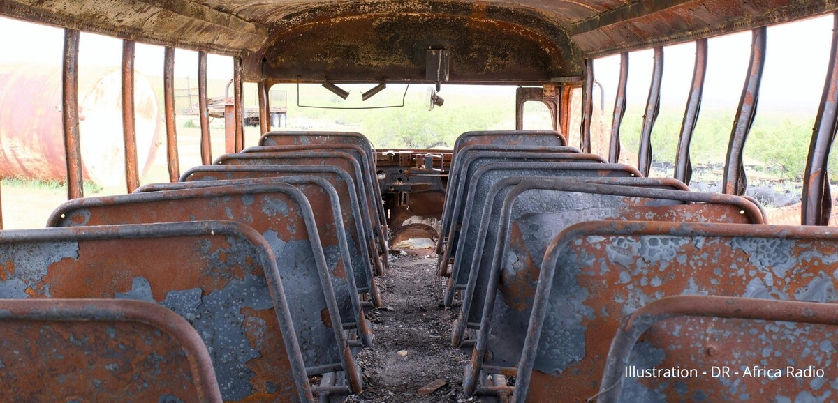 Blocus jihadiste à Bamako : bus incendiés et pression sécuritaire accrue