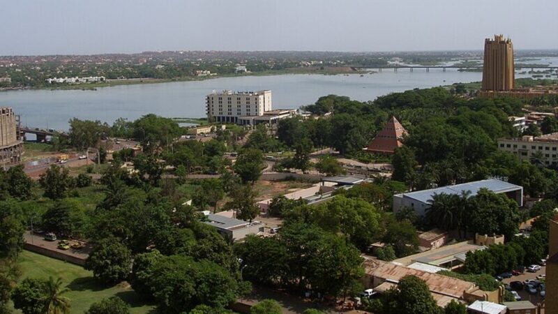 Blocus à Bamako : les djihadistes du JNIM mis en cause pour leur impact sur les civils
