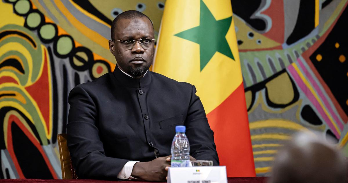 Sénégal : pourquoi le président Faye a-t-il destitué son Premier ministre Sonko ?