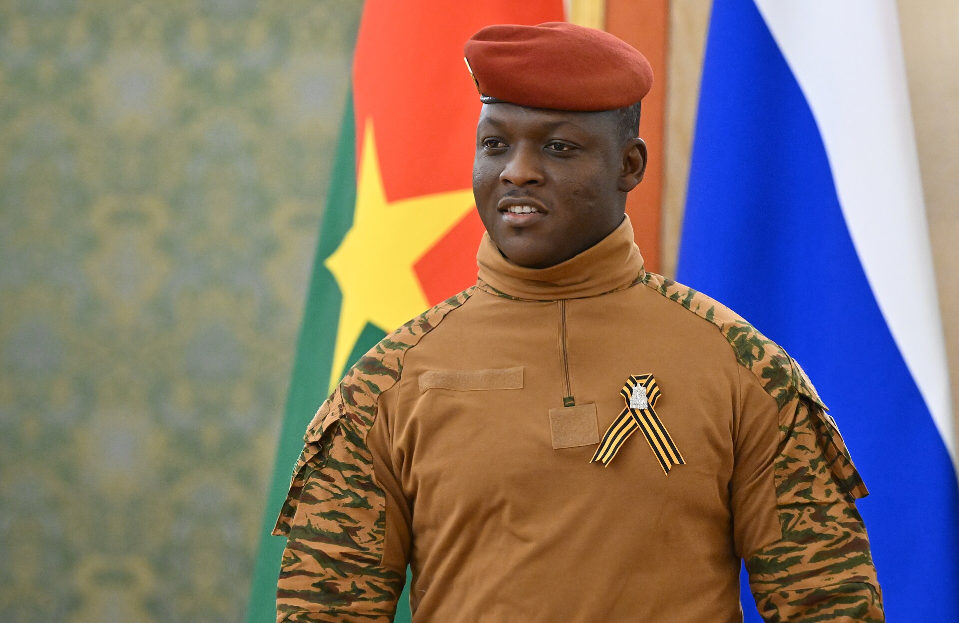 Ibrahim Traoré au Burkina Faso : sur les traces de Sankara ou une dérive autoritaire ?