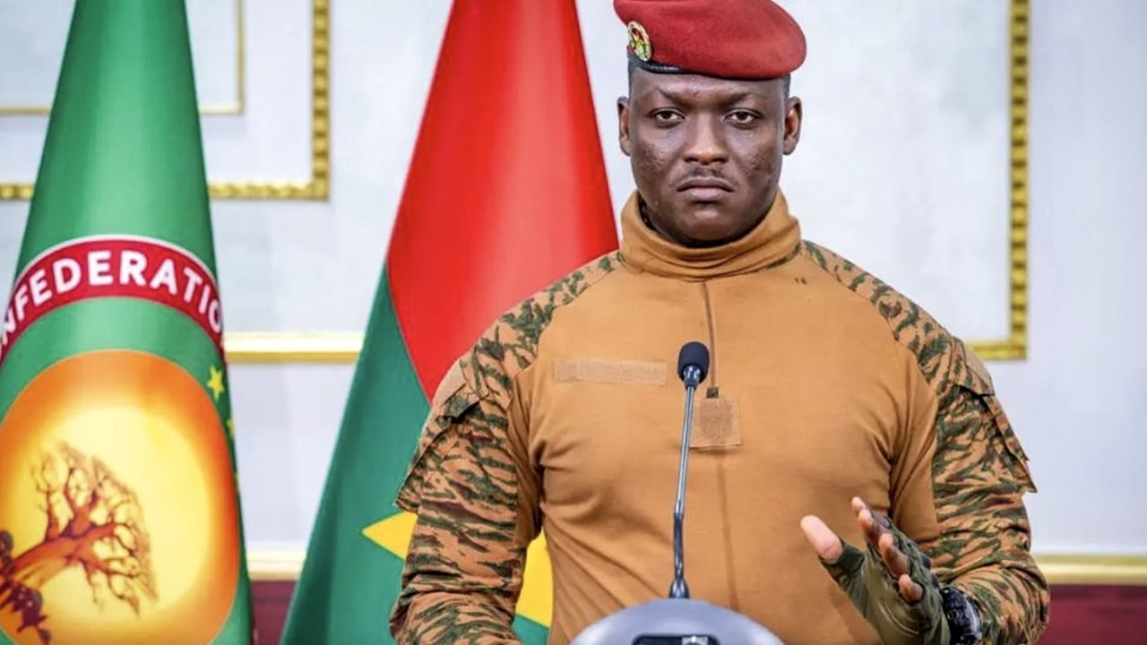 Suspension massive d&rsquo;associations au Burkina Faso par la junte militaire