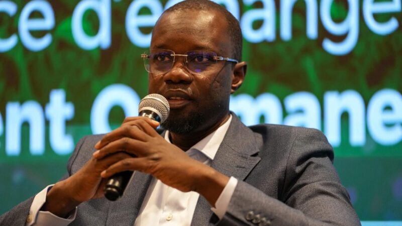 Ousmane Sonko dément une réunion politique fictive à son domicile
