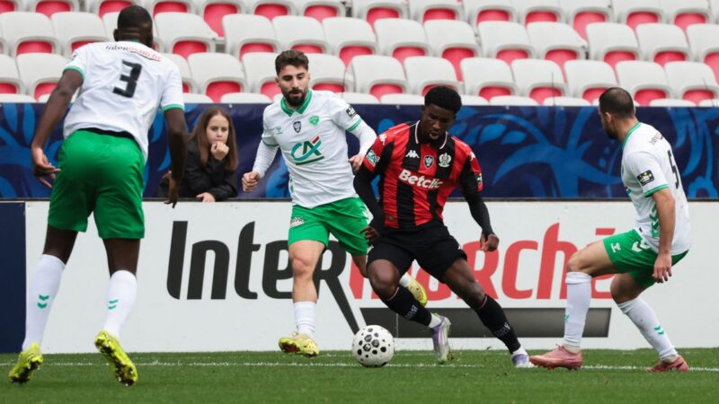 Barrage pour le maintien en Ligue 1 : l&rsquo;OGC Nice défie Saint-Étienne dans l&rsquo;enfer du Forez