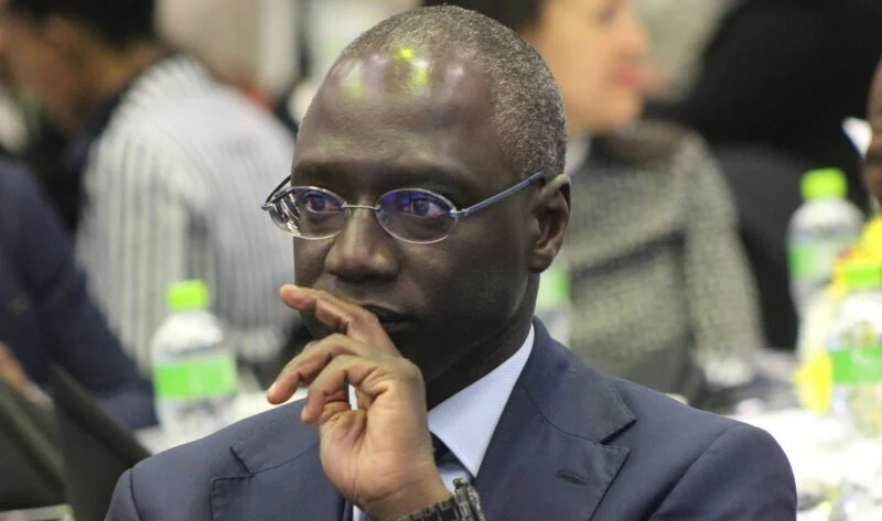 Portrait officiel du ministre sénégalais Mabouba Diagne