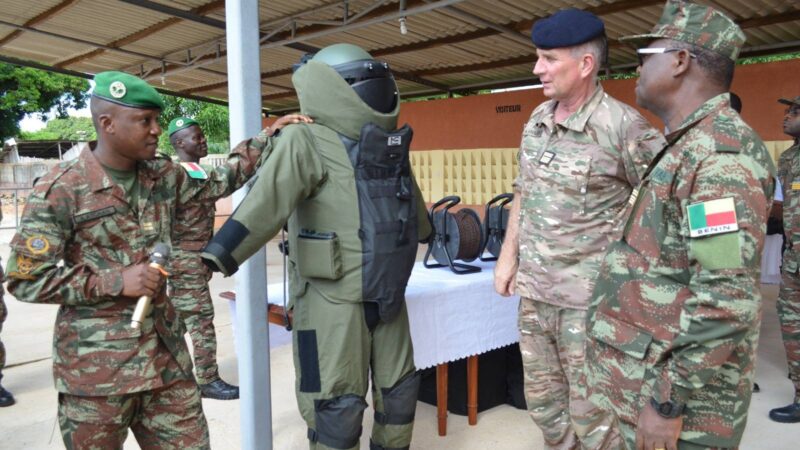 Arsenal antiexplosifs au Bénin : la France renforce la lutte antiterroriste