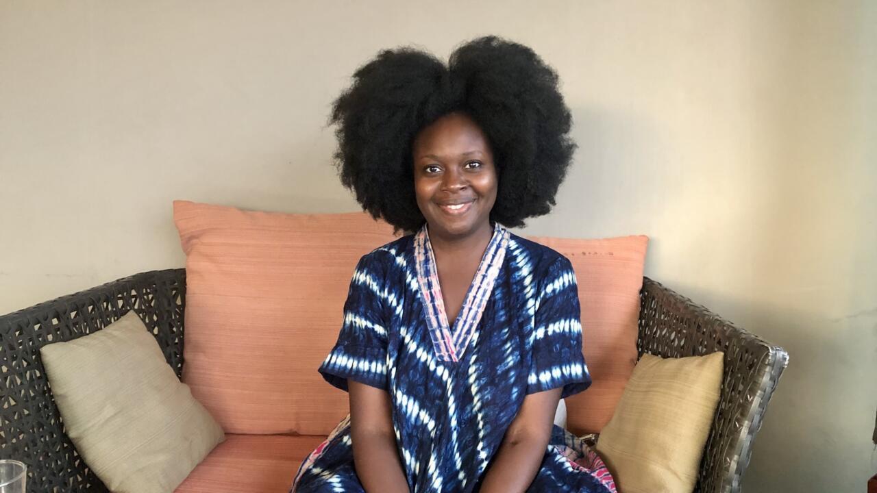 Portrait d&rsquo;une artiste burkinabè : l&rsquo;univers de Roukiata Ouedraogo