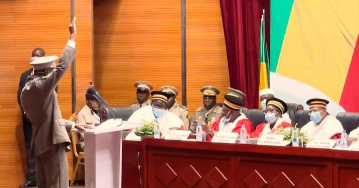 Mali : assimi goïta, l&rsquo;homme des coups d&rsquo;état, investi président de la transition