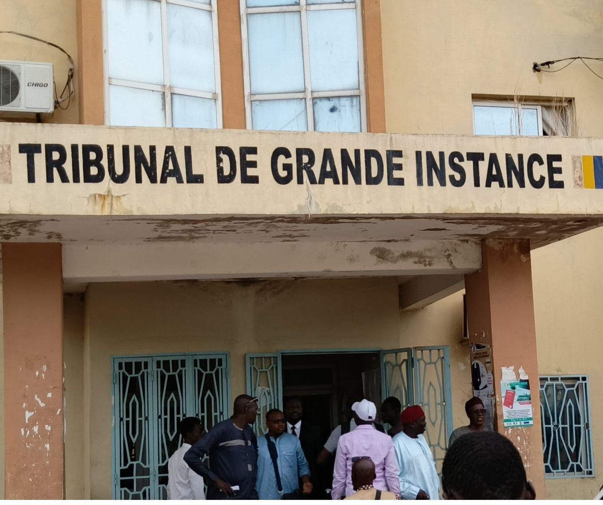 Vente multiple d&rsquo;un terrain à N&rsquo;Djamena : un homme devant la justice pour escroquerie
