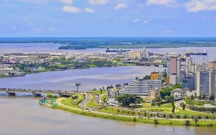 La Côte d&rsquo;Ivoire confirme sa suprématie économique dans l&rsquo;UEMOA