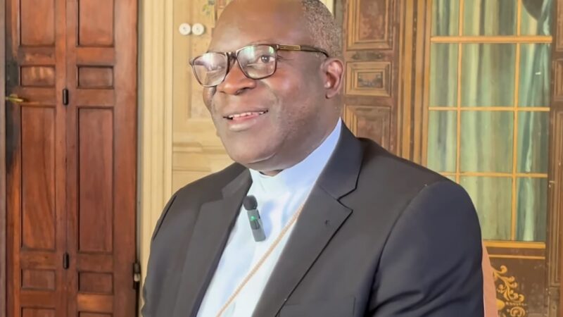 Référendum en rdc : mgr fulgence muteba dénonce l&rsquo;initiative en pleine guerre