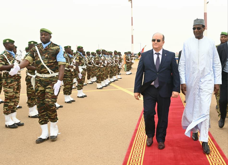 Le premier ministre algérien achève sa visite d&rsquo;état au Niger