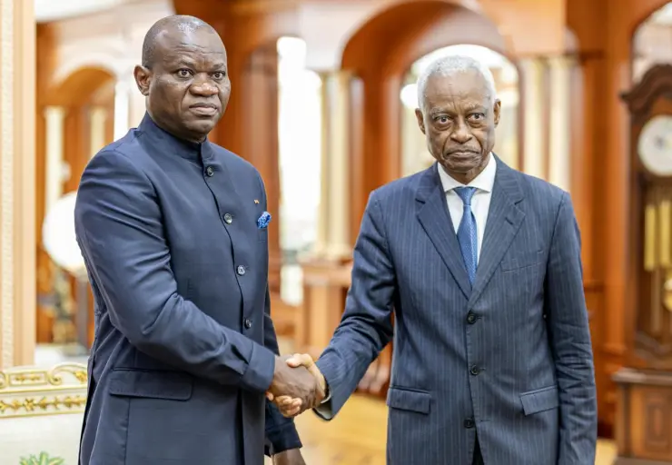 Oligui nguema et eugène mba : un échange stratégique pour Libreville
