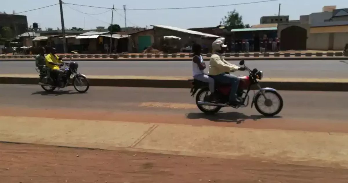 Kétou : le port de l&rsquo;uniforme devient obligatoire pour les taxi-motos