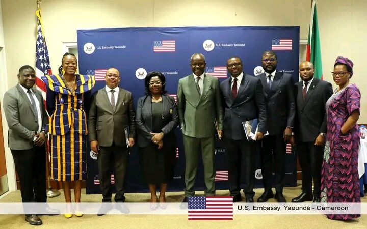 Le barreau du Cameroun défend l’État de droit lors d’un forum à Yaoundé