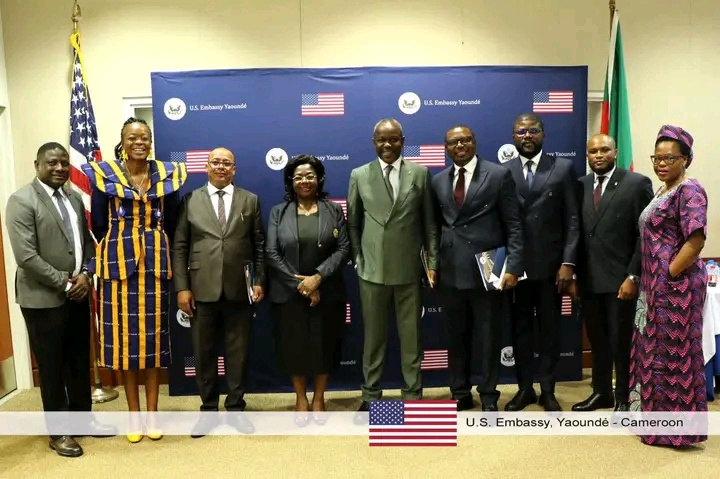 Le barreau du Cameroun défend l’État de droit lors d’un forum à Yaoundé