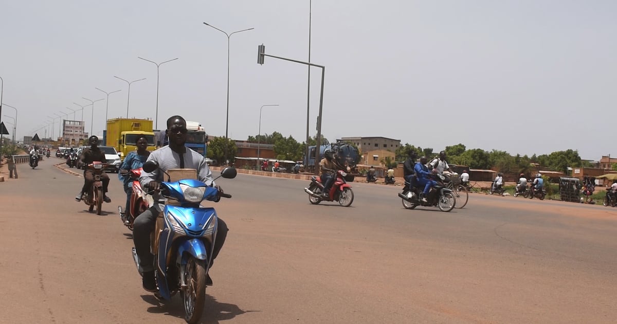Burkina : les motos mio autorisées sur les pistes cyclables, une mesure contestée