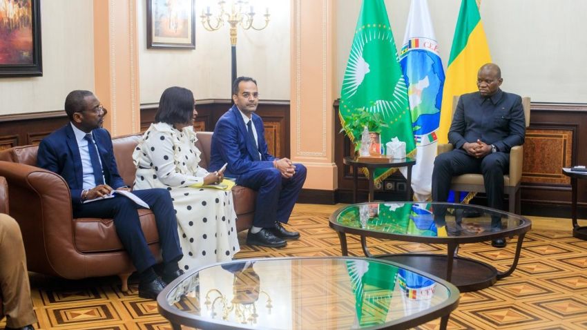 Gabon: oligui nguema exige la fin des pénuries de médicaments