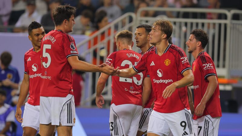 Rasmus hojlund quitte manchester united pour naples : le club officialise son départ définitif