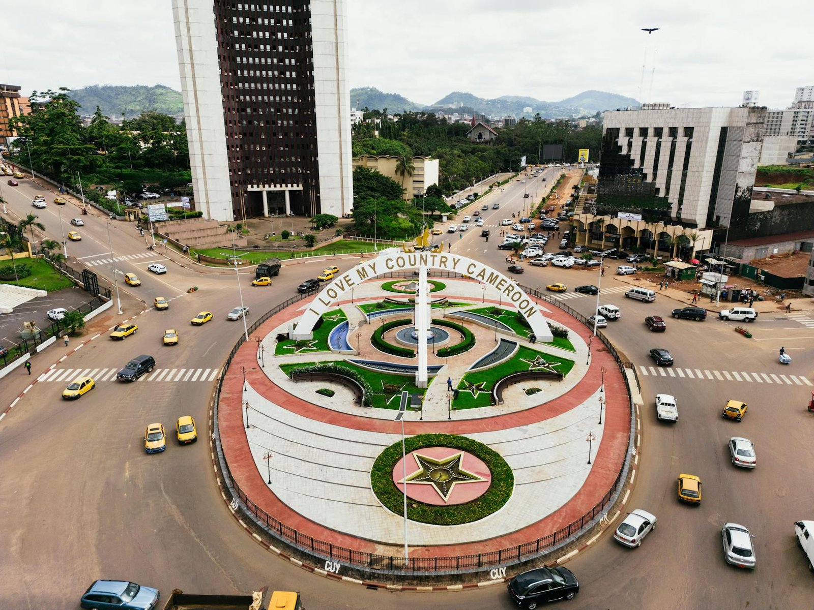 Fonction publique : le Cameroun rouvre 2 090 postes pour 2026