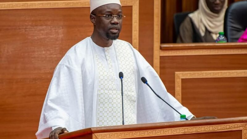 Ousmane Sonko dénonce une manœuvre politique contre sa réintégration à l&rsquo;Assemblée nationale