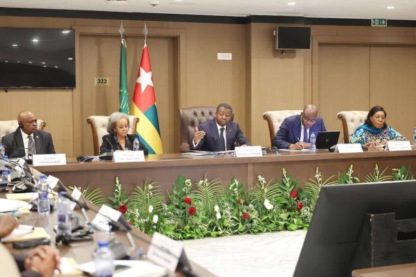 Médiation africaine : Faure à la manœuvre