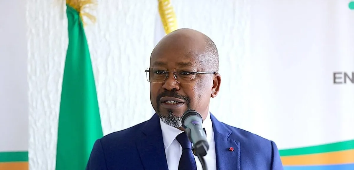 Portrait officiel de l'opposant gabonais Alain-Claude Bilie-By-Nze