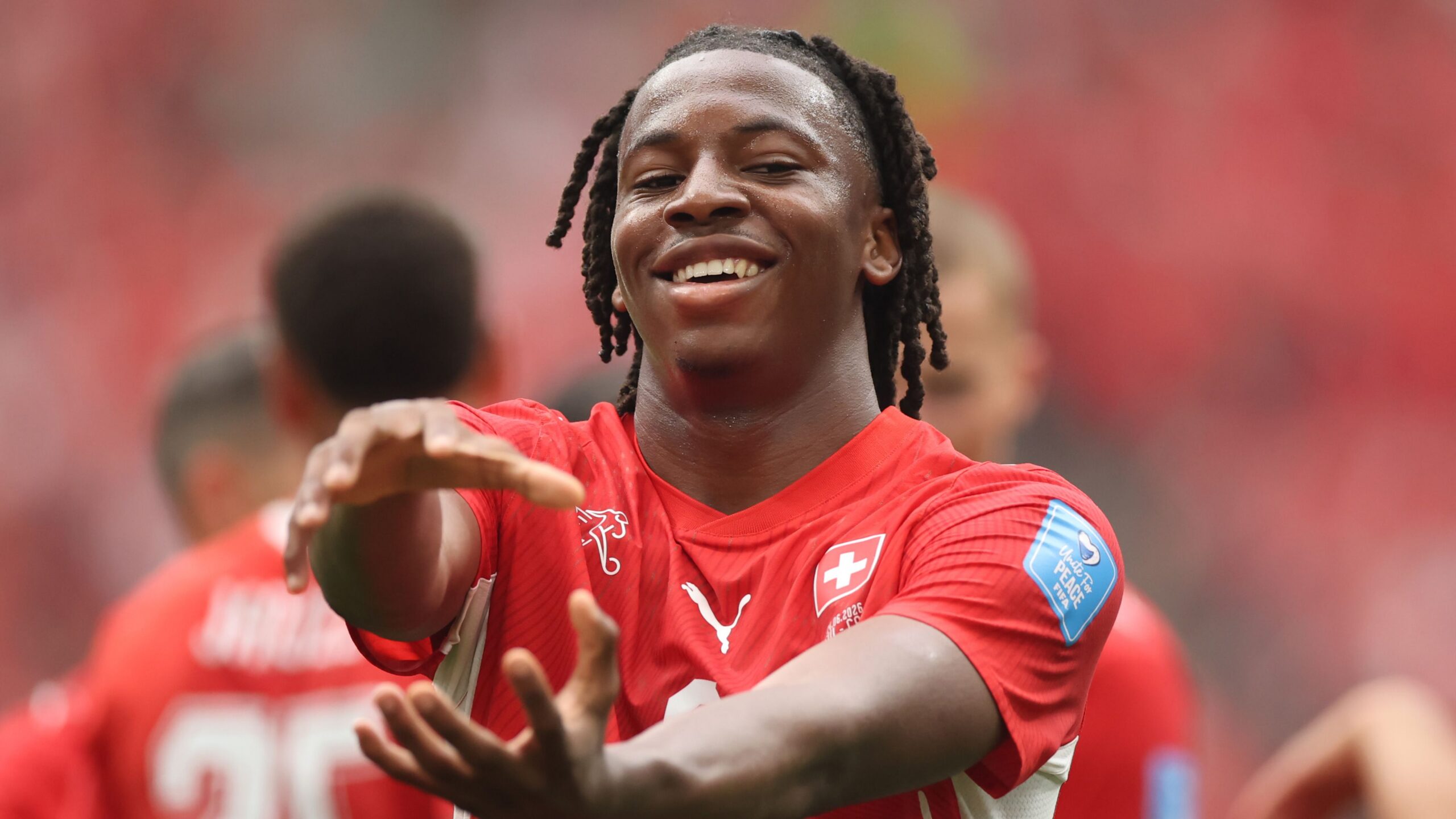 Johan Manzambi : Aston Villa prend la tête pour le transfert du prodige suisse