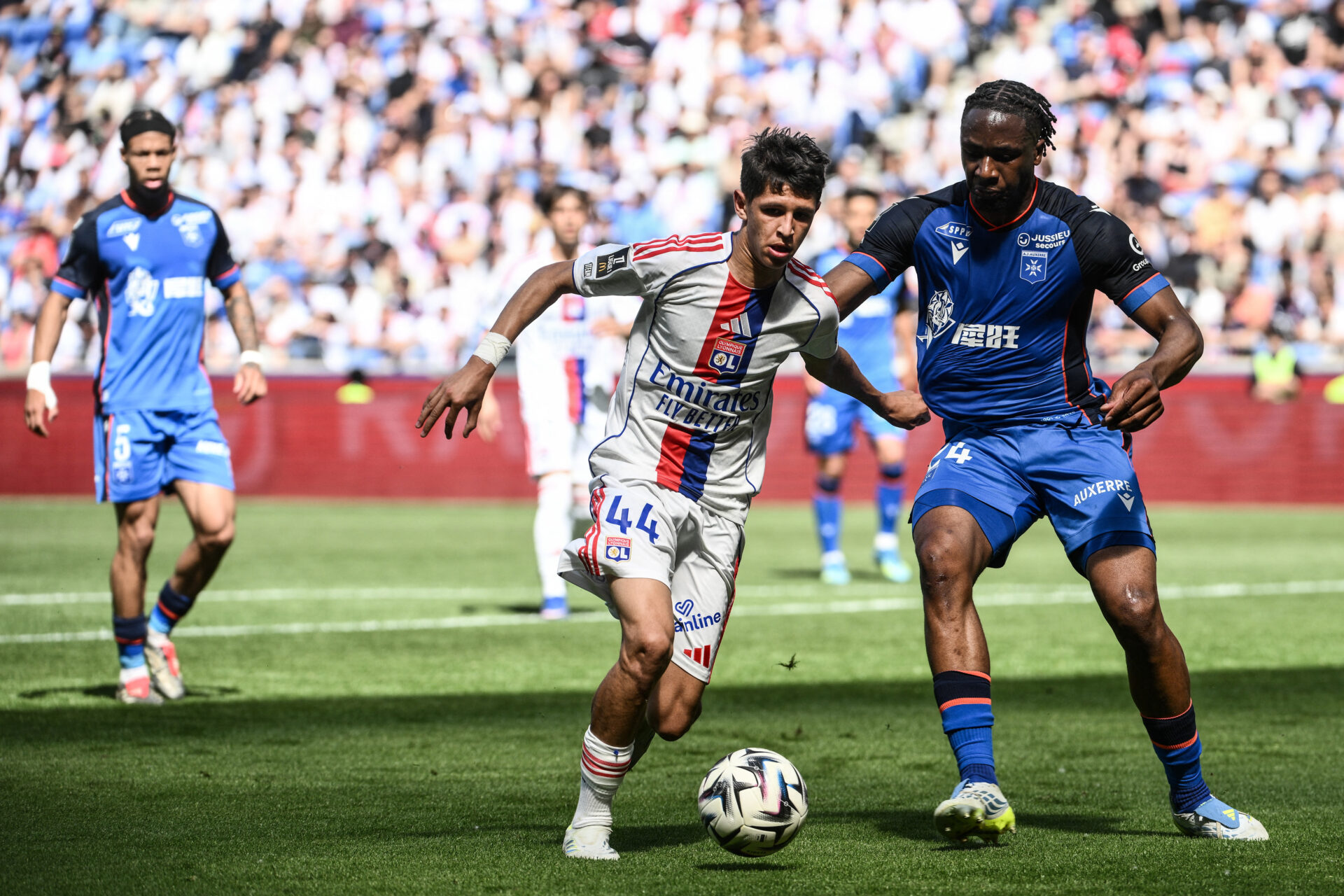 Ol – auxerre en ligue 1 : la date de leur match dépendra du sort de l&rsquo;ol en ligue des champions