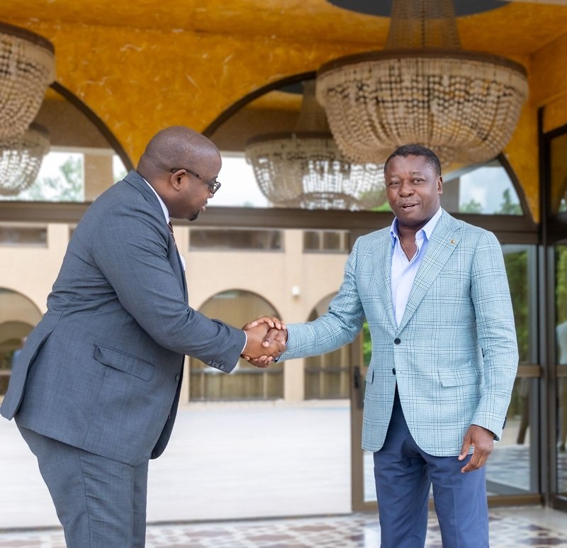 Faure gnassingbé et floribert anzuluni unissent leurs efforts pour apaiser la crise en rdc