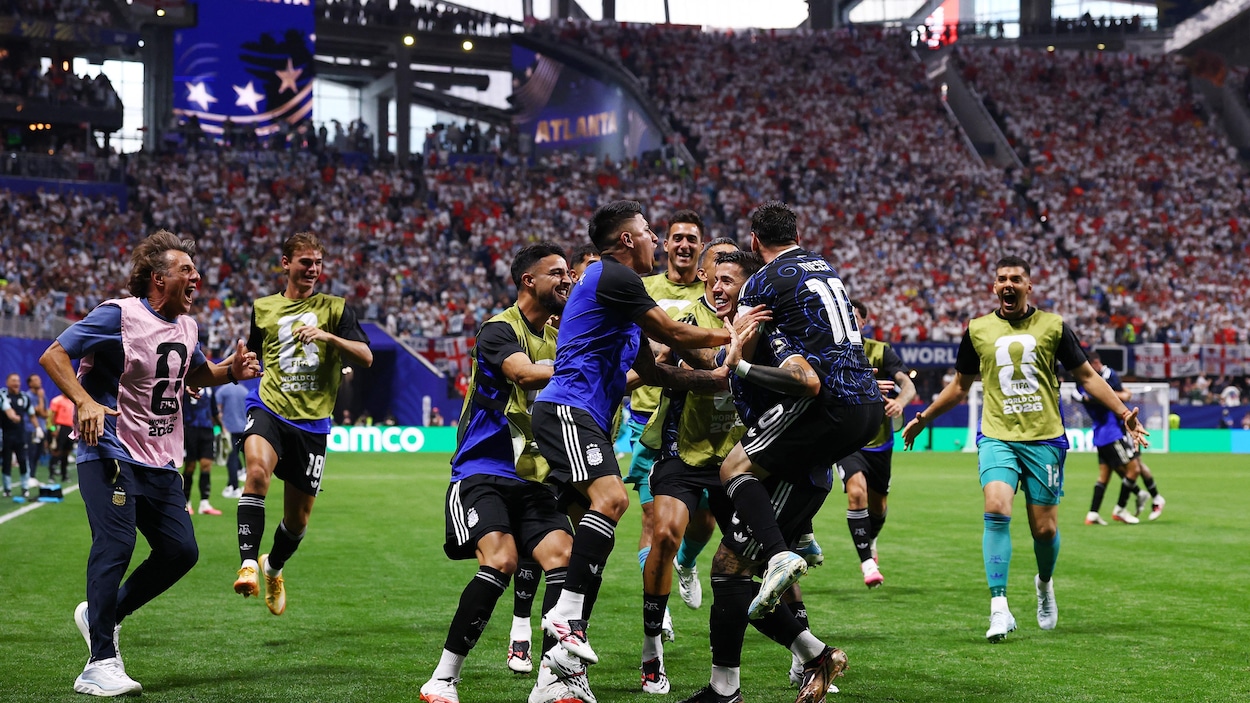 Coupe du monde : l&rsquo;argentine élimine l&rsquo;angleterre en demi-finale et file en finale