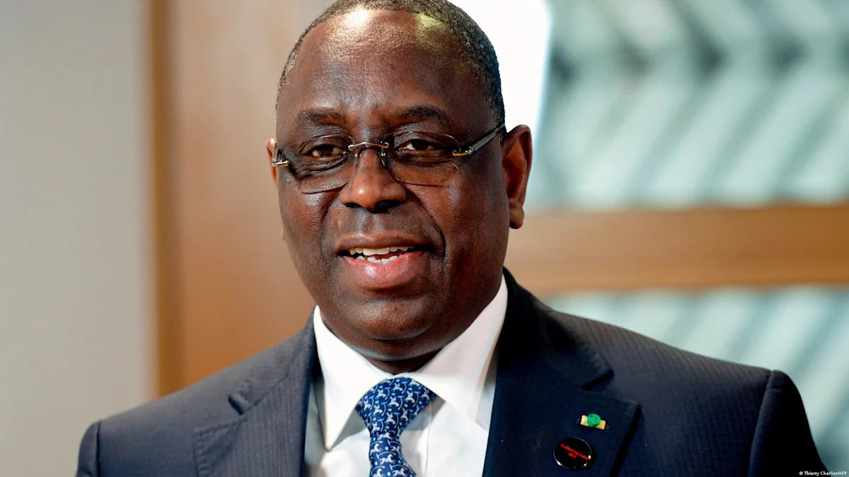 Sénégal : pourquoi la rencontre Diomaye Faye/Macky Sall fait polémique