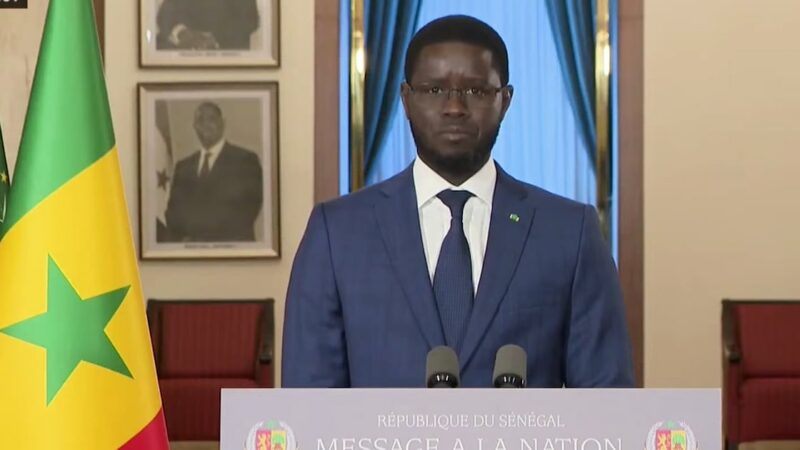 Le chef d&rsquo;État sénégalais interpelle le Conseil constitutionnel sur la réforme majeure
