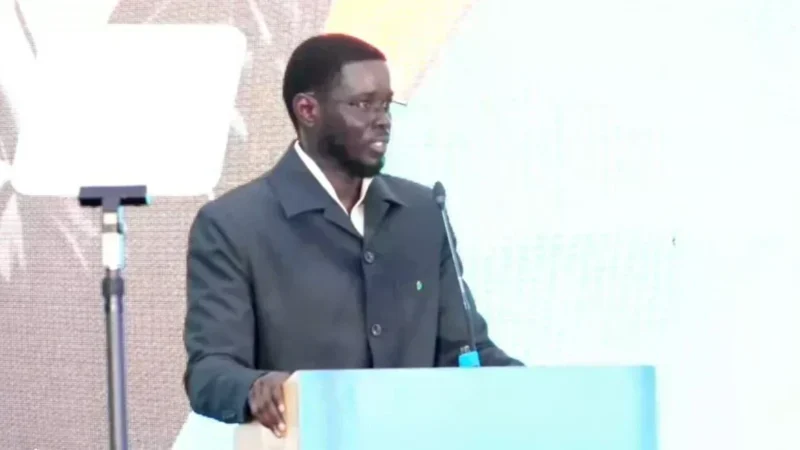 Diomaye faye envoie un message fort à son ancien allié sonko
