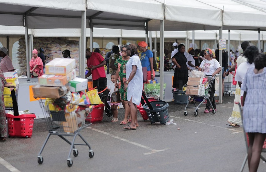 Gabon : la lutte contre la vie chère doit-elle se limiter aux supermarchés ?